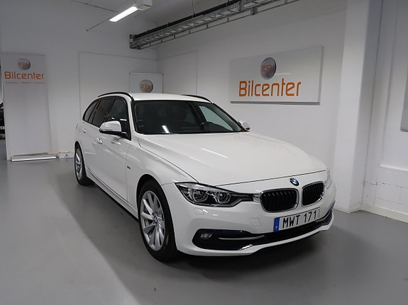 BMW 318d 3 of 5