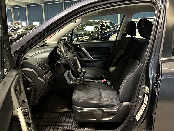 Subaru Forester 9 of 15