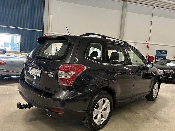 Subaru Forester 4 of 5