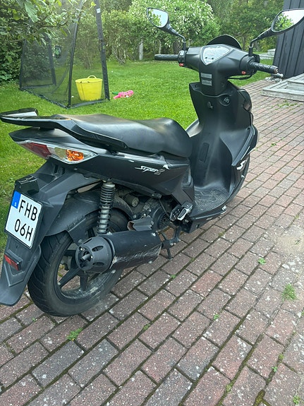 Kymco Super 8 3 of 5