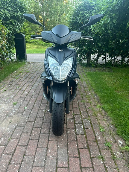 Kymco Super 8 2 of 5