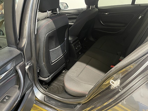 BMW 118d 16 of 28