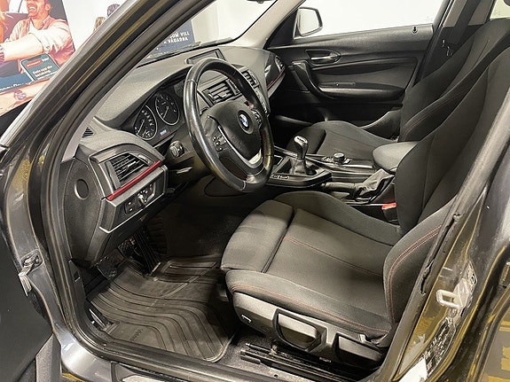 BMW 118d 14 of 28