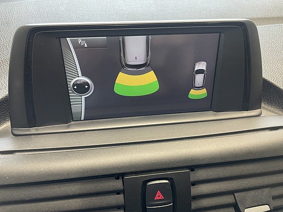 BMW 118d 24 of 28