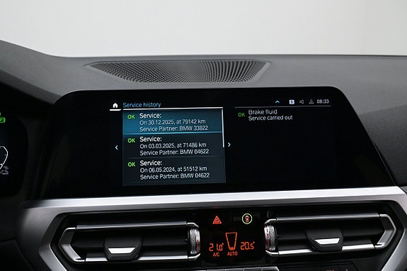 BMW 330e 14 of 27