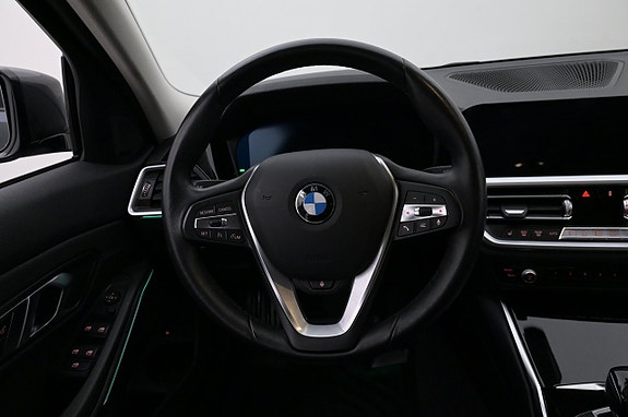 BMW 330e 7 of 27