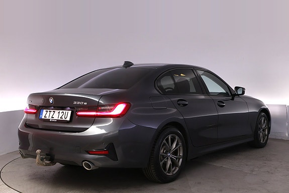 BMW 330e 5 of 27