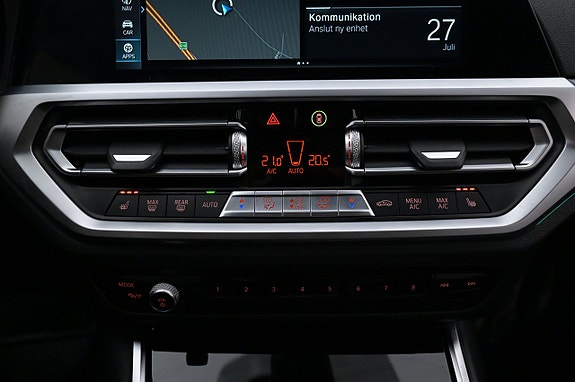 BMW 330e 19 of 27