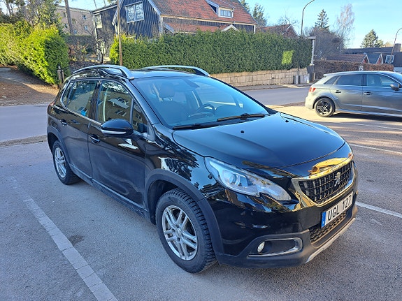 Peugeot 2008 3 of 5