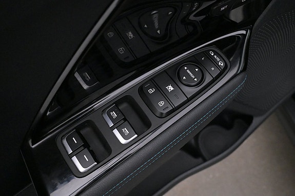 Kia e-Niro 10 of 27