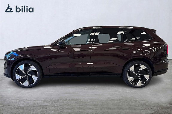 Volvo EX90 3 of 5