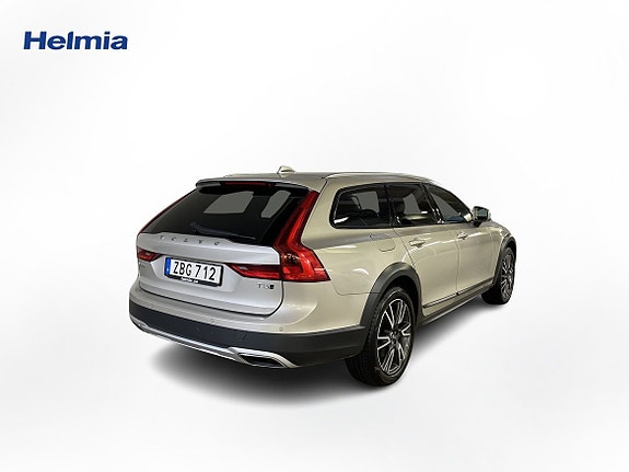 Volvo V90 Cross Country 5 of 5