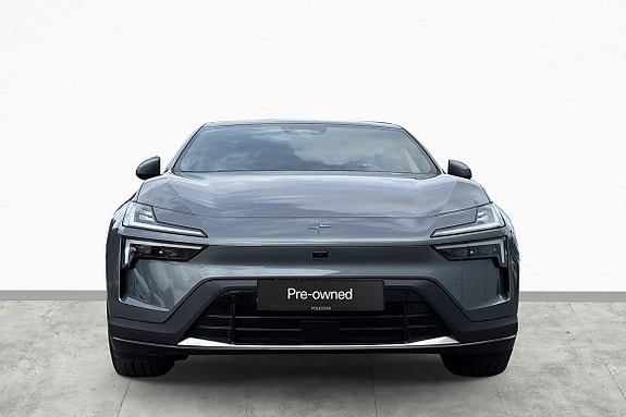 Polestar 4 3 of 16