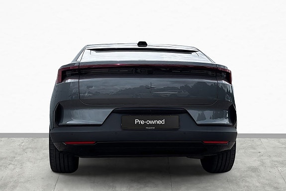 Polestar 4 5 of 16