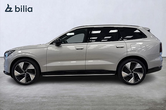 Volvo EX90 3 of 5