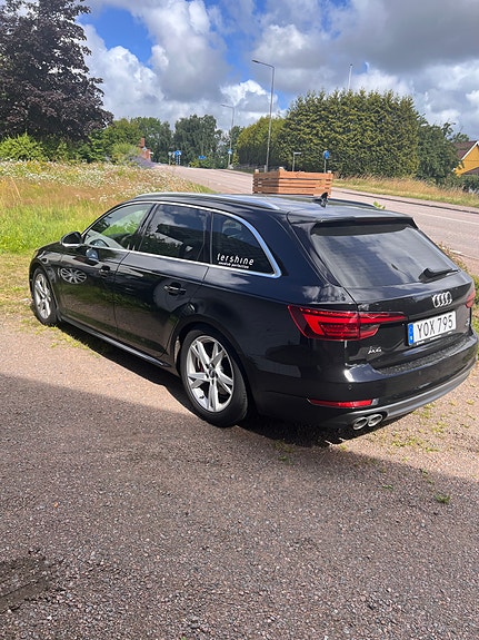 Audi A4 4 of 5