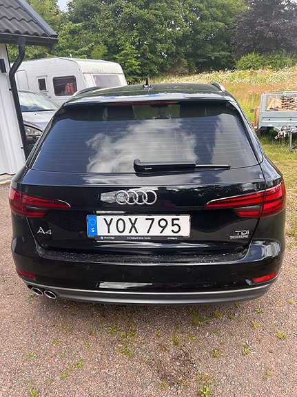 Audi A4 5 of 5