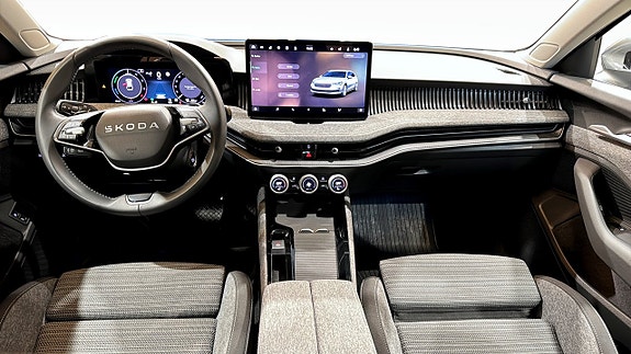 Skoda Superb 10 of 21