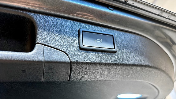 Skoda Superb 14 of 21