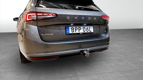 Skoda Superb 13 of 21