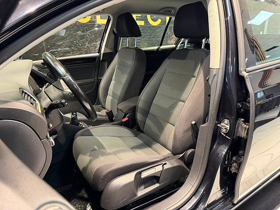 Volkswagen Golf VI 12 of 20