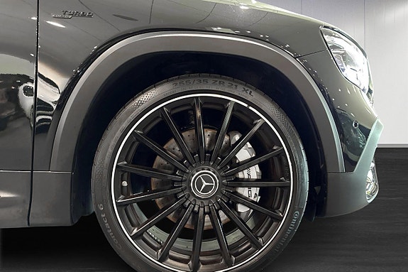 Mercedes-Benz GLB250+ 12 of 21