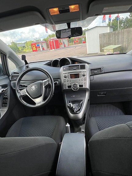 Toyota Verso 6 of 8
