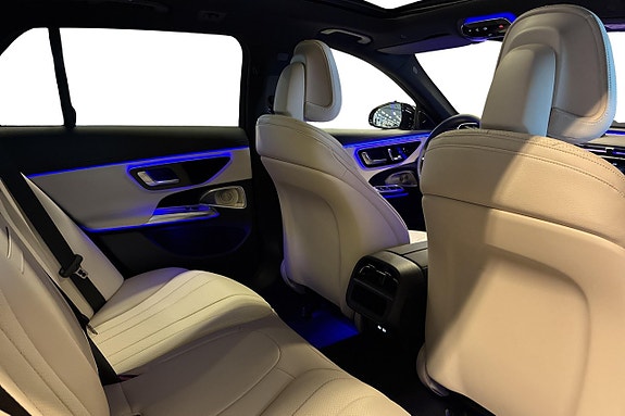 Mercedes-Benz E300 de 18 of 23