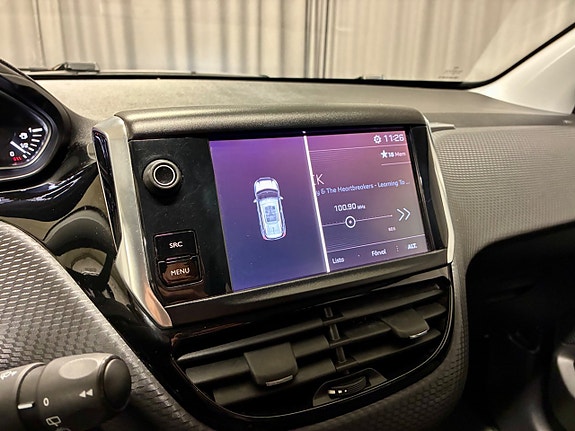 Peugeot 2008 10 of 13