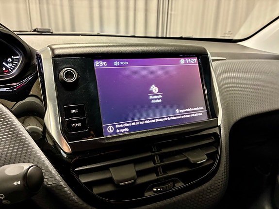 Peugeot 2008 11 of 13
