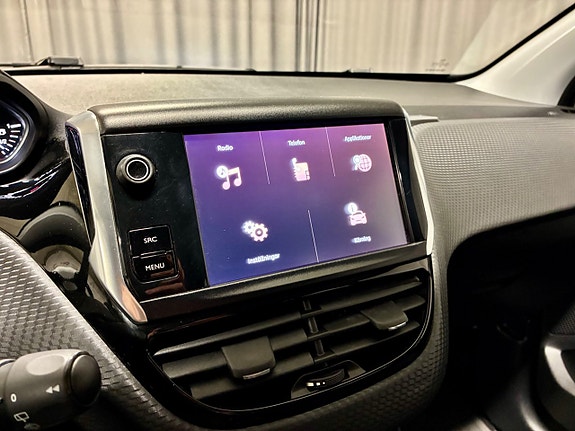 Peugeot 2008 9 of 13