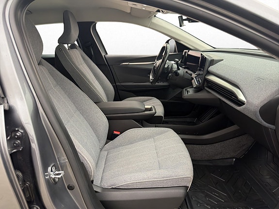 Renault Megane E-Tech 22 of 30