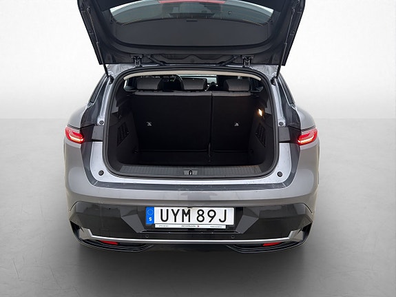 Renault Megane E-Tech 27 of 30