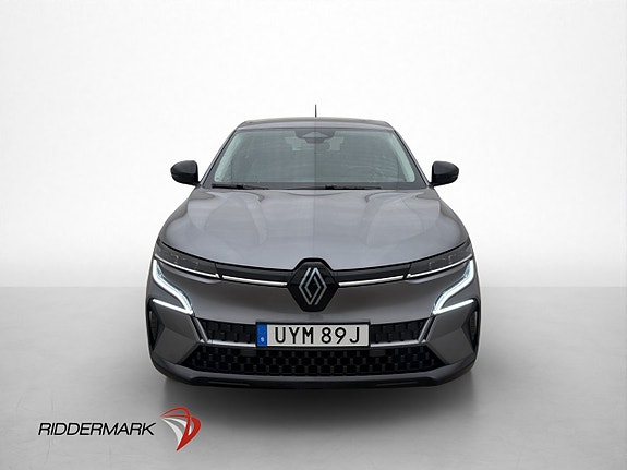 Renault Megane E-Tech 2 of 5