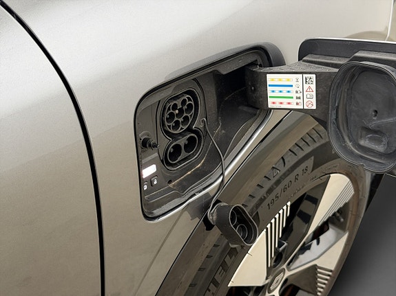 Renault Megane E-Tech 26 of 30