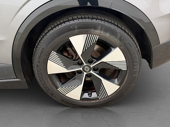 Renault Megane E-Tech 29 of 30