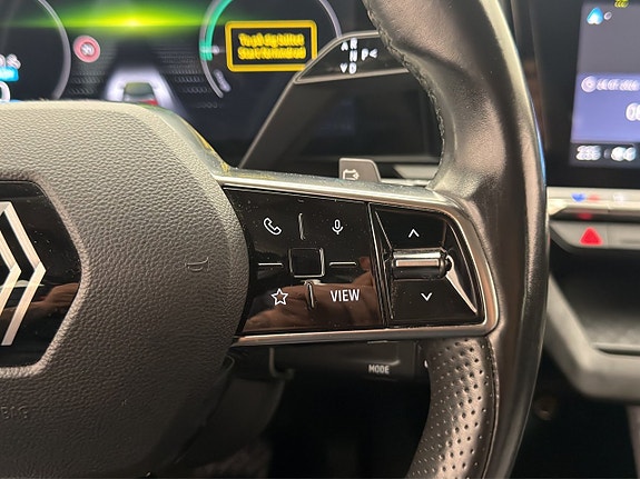 Renault Megane E-Tech 16 of 30
