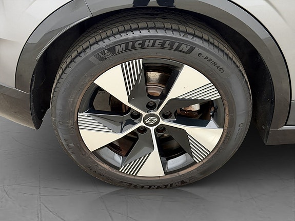 Renault Megane E-Tech 30 of 30