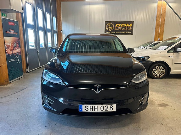 Tesla Model X 2 of 23
