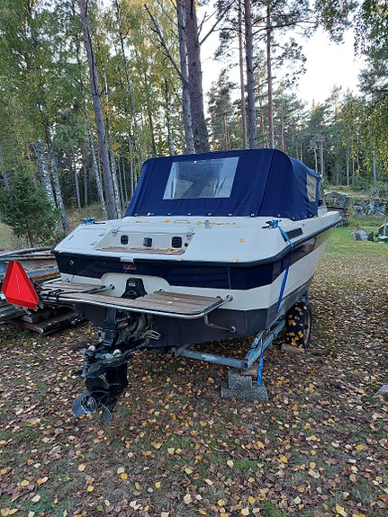 Flipper 640 HT, Mercruiser 220hk 5 of 10