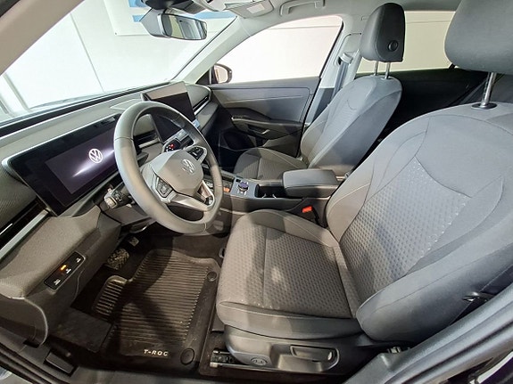 Volkswagen T-Roc 5 of 14