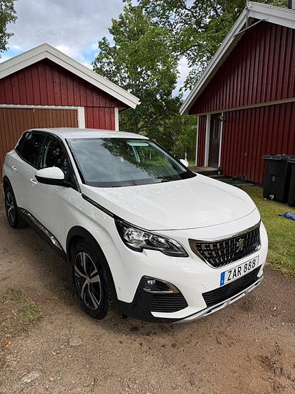 Peugeot 3008 4 of 5