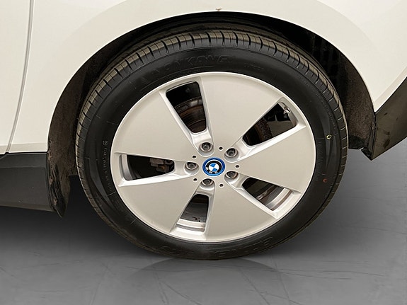 BMW i3 27 of 29