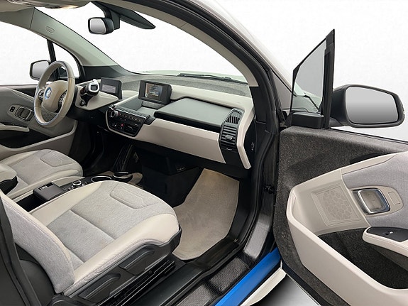 BMW i3 21 of 29
