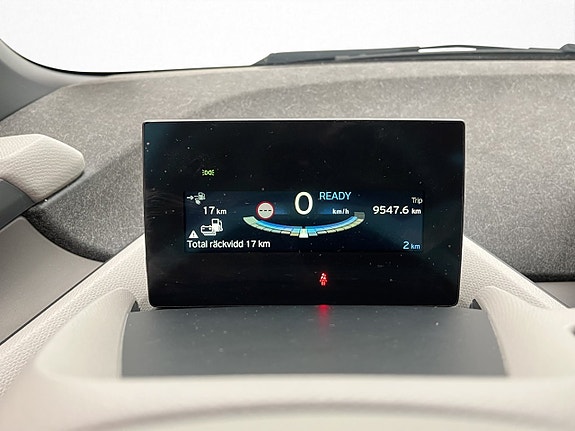 BMW i3 13 of 29