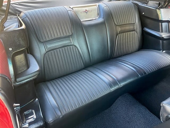 Chrysler 300 13 of 27