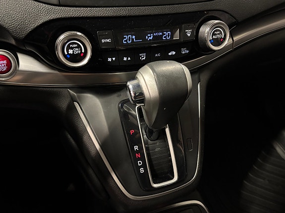 Honda CR-V 10 of 15