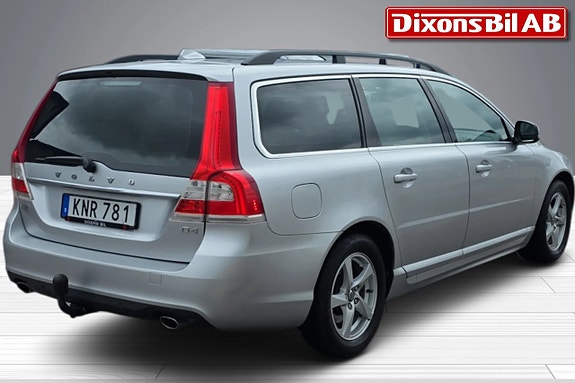 Volvo V70 4 of 5