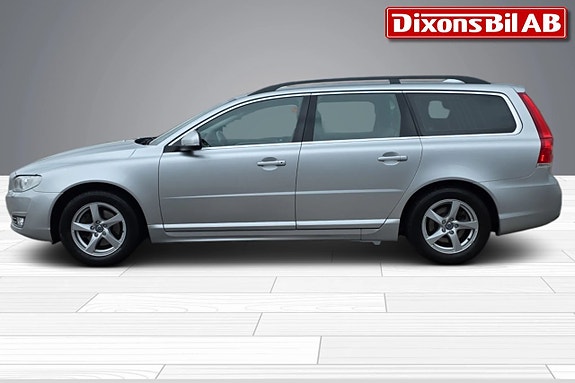 Volvo V70 3 of 5