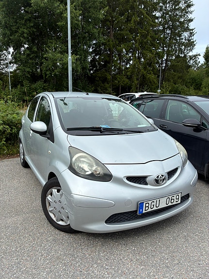 Toyota Aygo 3 of 4